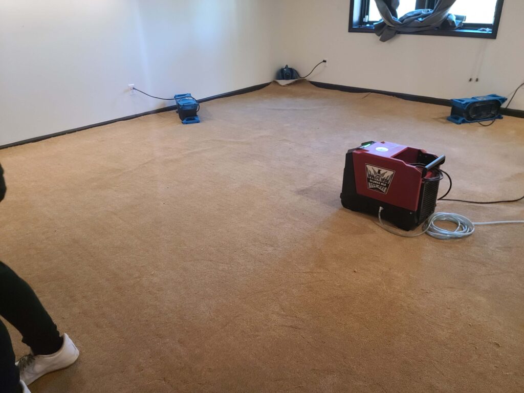 extraction and aerating water from carpet